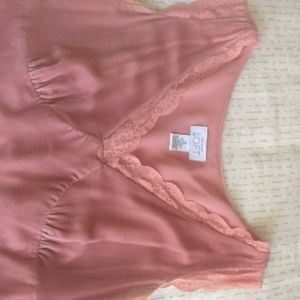 Beautiful lace trimmed shell